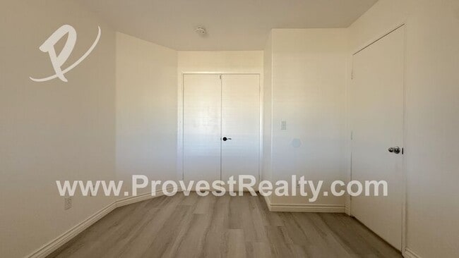 Building Photo - 6743 Banyan Ave