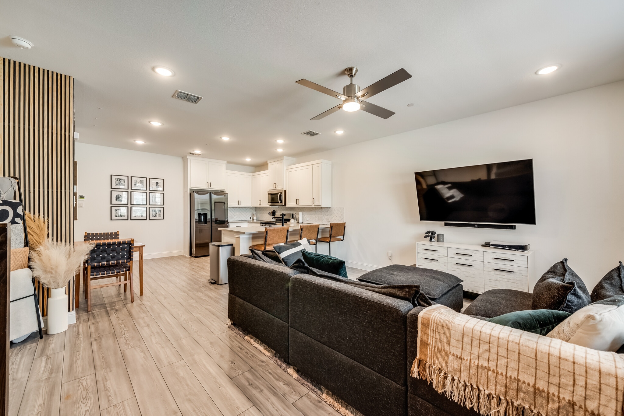 Building Photo - 2514 Barnwood Ln