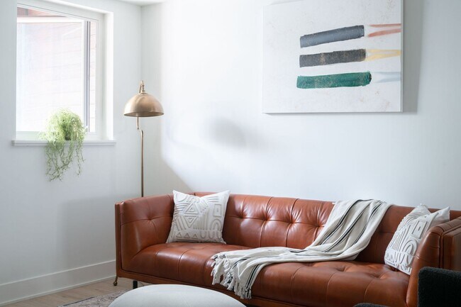 Building Photo - Brand New Luxury Townhouses