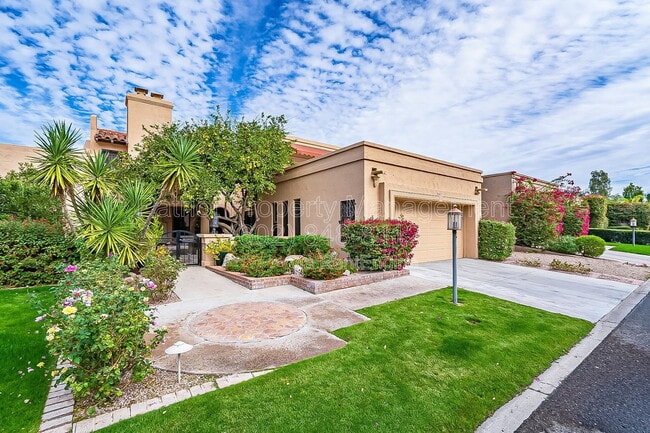 Building Photo - 8602 E Vista Del Lago