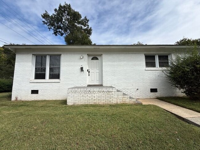 Primary Photo - T.R. Lawing Realty Property