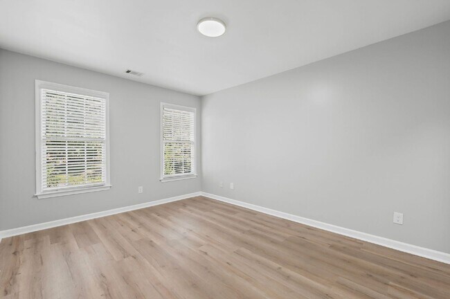 Building Photo - 2173 Foxboro Ln