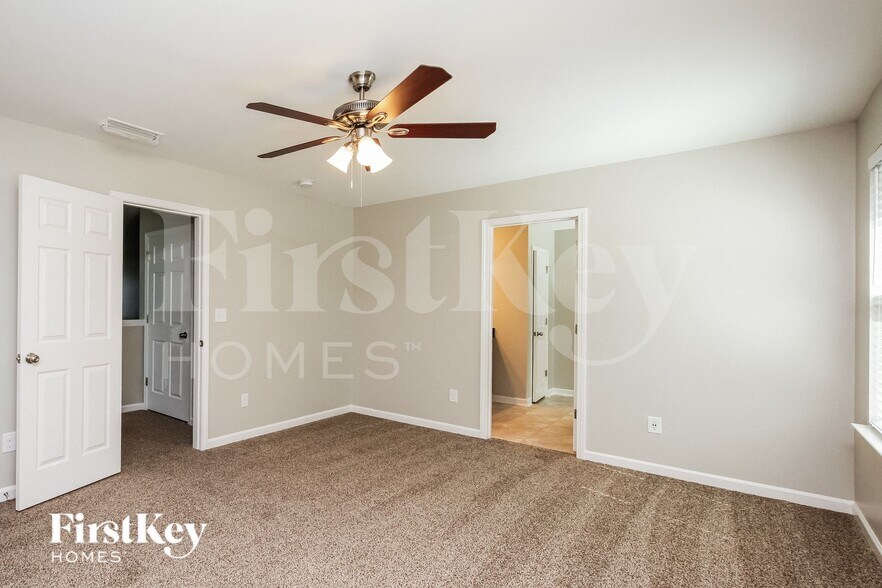 Building Photo - 148 Jobe Dr