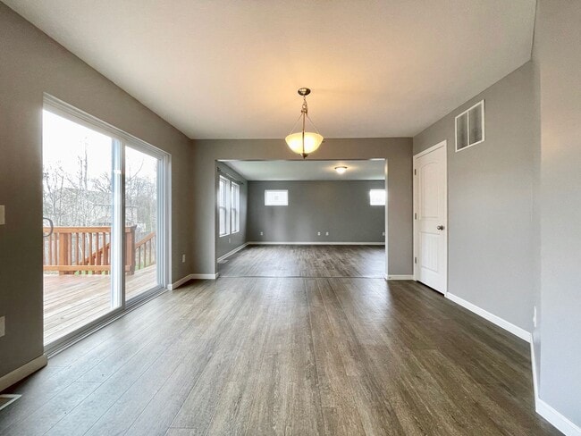 Building Photo - Four Bedroom Home in Fruitport