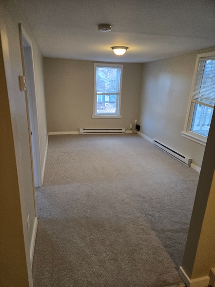 Building Photo - 68 Pearl St