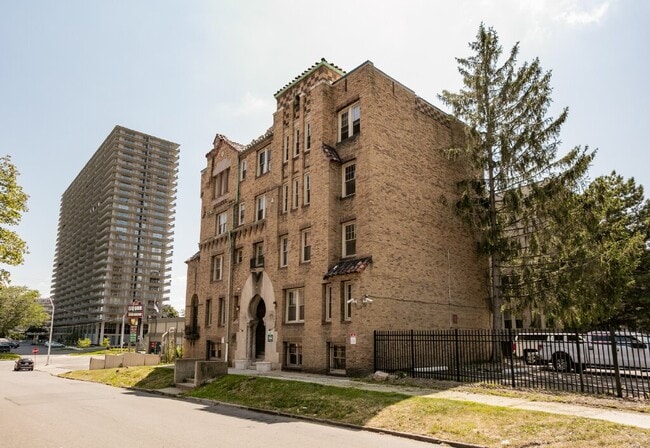 Building Photo - 1141 Holcomb St