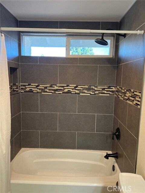 Building Photo - 33111 Sandpiper Ct