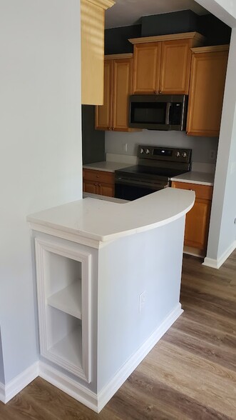 Building Photo - 8011 Allyns Landing Way