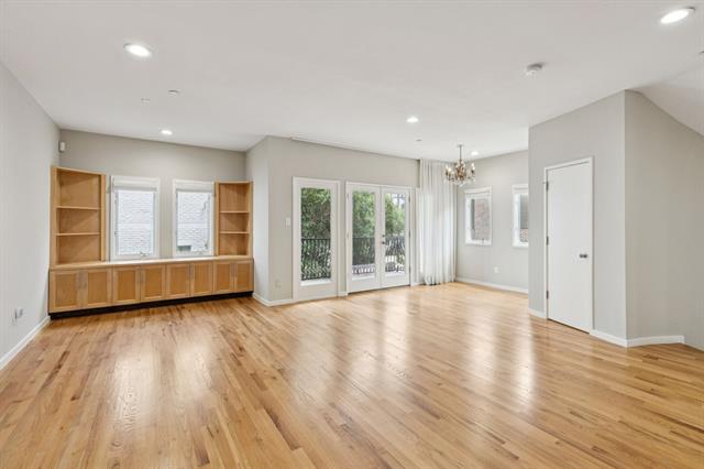 Building Photo - 3321 Rosedale Ave