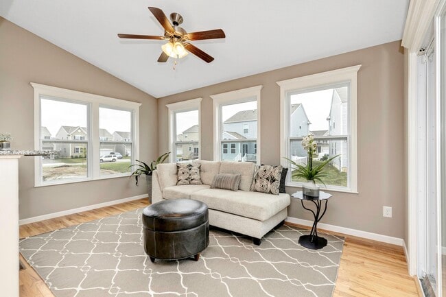 Building Photo - 7576 Bullseye Dr