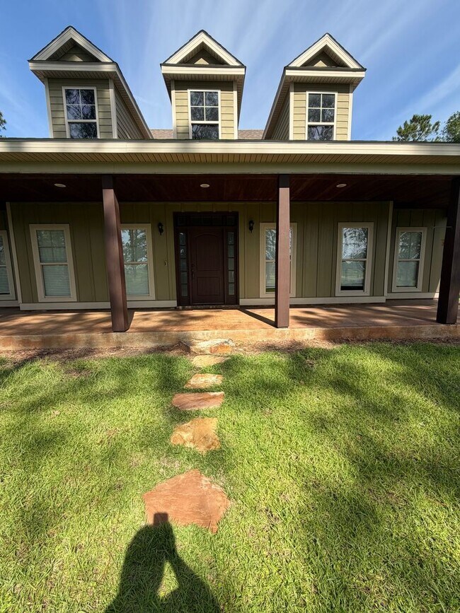 Building Photo - Nashville, Berrien County, GA