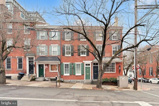 Building Photo - 28 W Airy St