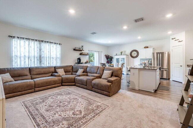 Building Photo - 5628 Pearl Mdw