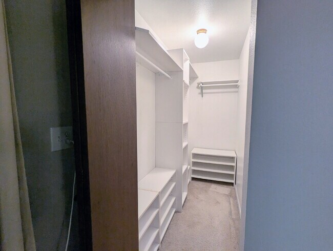 Building Photo - 3-Bed Retreat with Forest Abundance