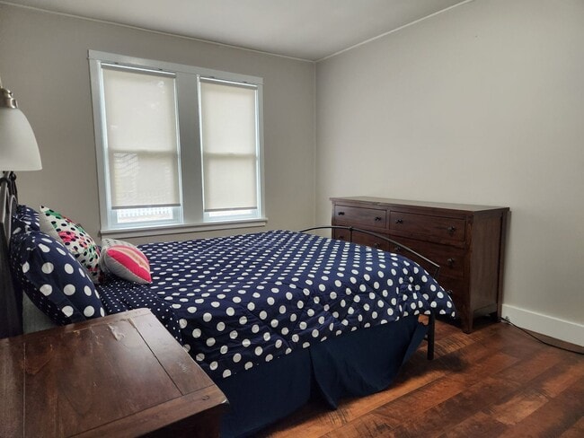 Building Photo - 1170 Peace Portal Dr