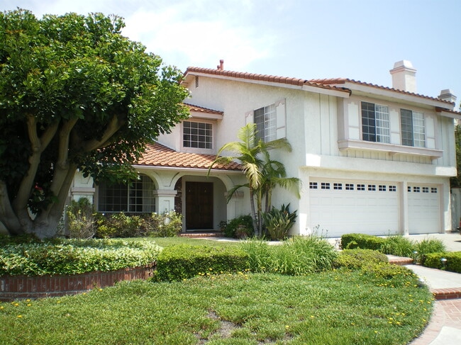 Building Photo - 20405 Via Sonador