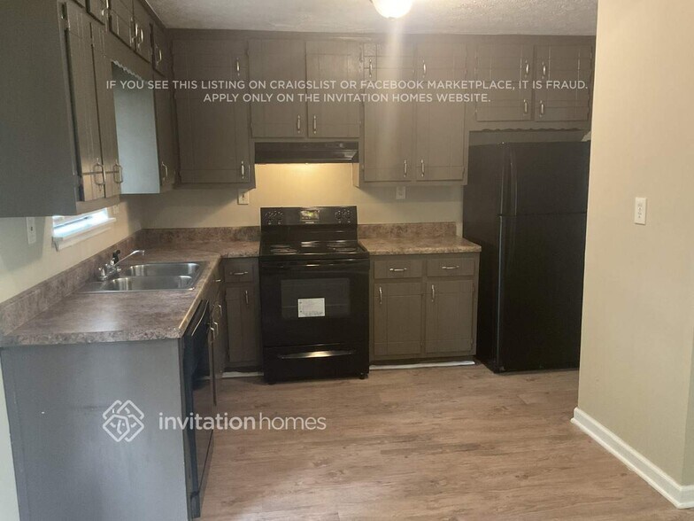 Building Photo - 5469 Liberty Rd