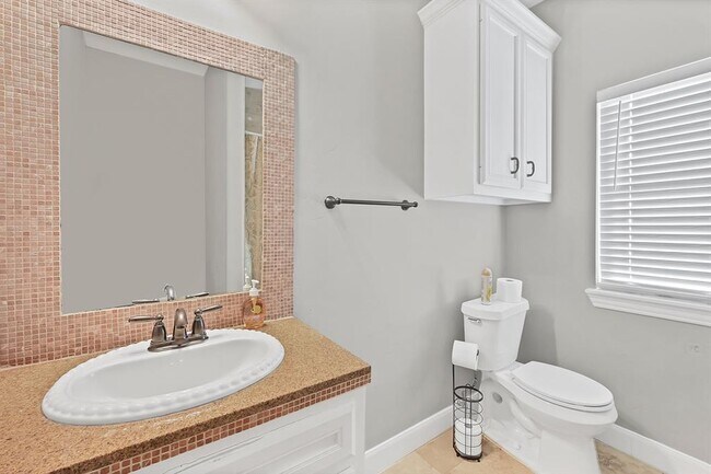 Building Photo - 3503 Highfalls Dr