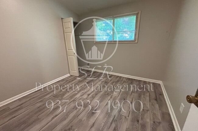 Building Photo - 3222 Athens Ave