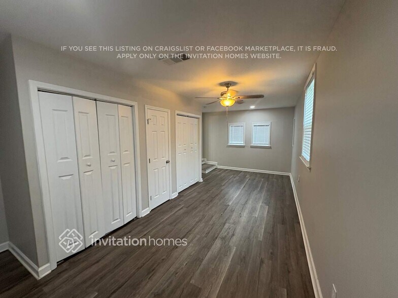 Building Photo - 3216 Holland Ln