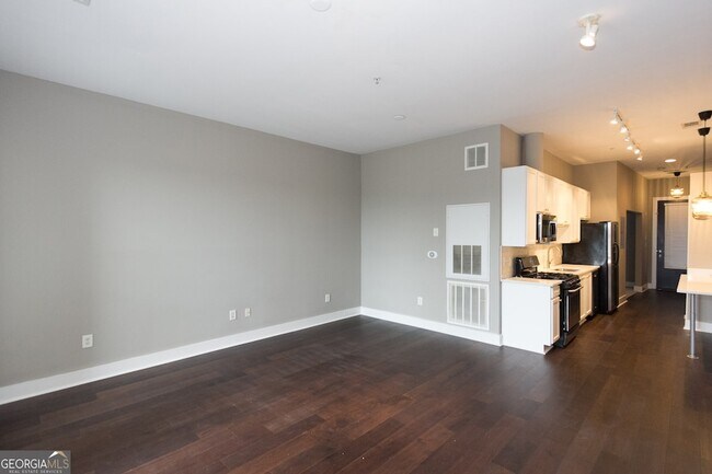 Building Photo - 1195 Milton Terrace SE