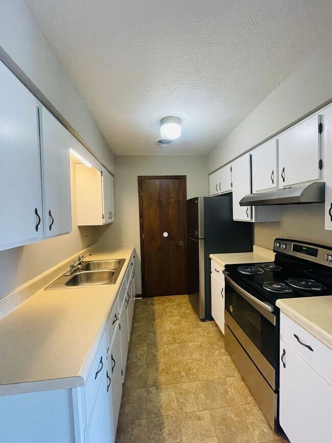 Building Photo - 2 Bedroom apartment for rent near EMU
