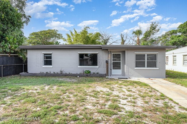Primary Photo - 738 Japonica Dr