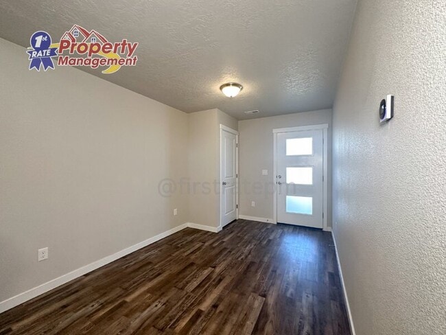 Building Photo - 3071 N Network Ln