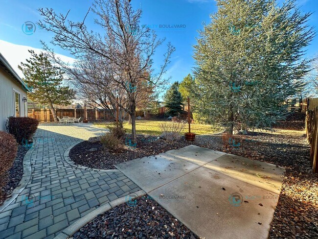 Building Photo - Open Layout, Big Yard, Great Location—This One Has It All!