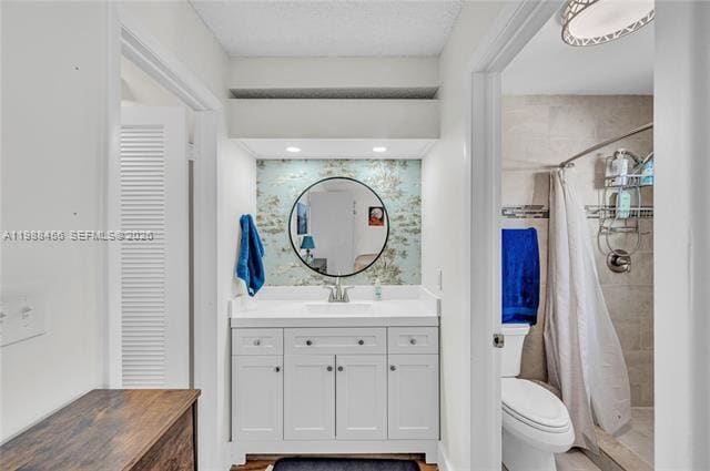 Building Photo - 7018 SW 53rd Ln