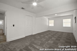 Building Photo - 4862 Castle Shield