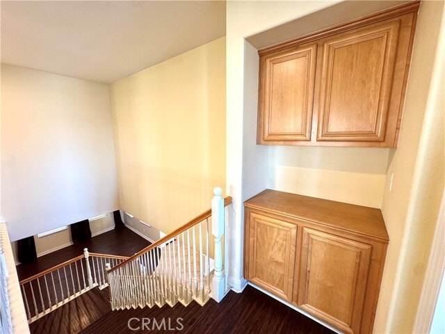 Building Photo - 2541 Hillcrest St