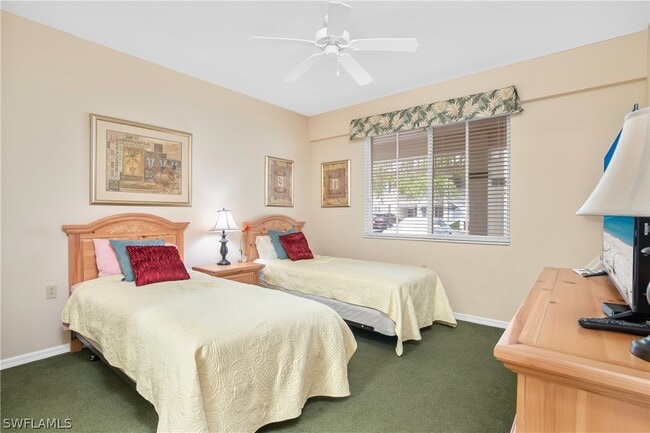 Building Photo - 791 14th St NE