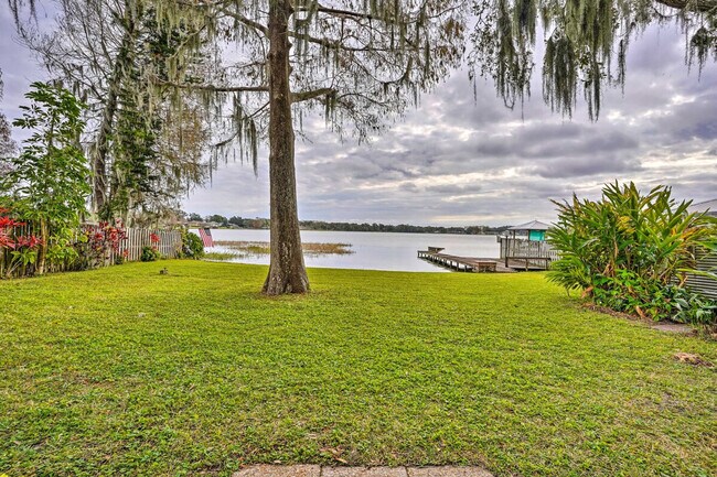 Building Photo - 1630 17th St NW