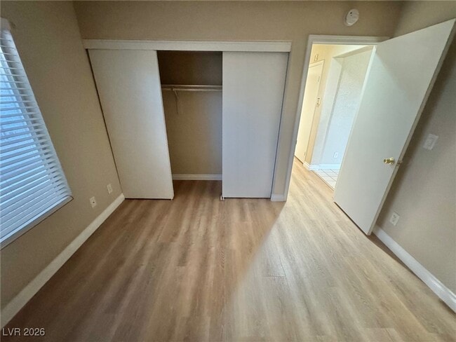 Building Photo - 1928 Bookbinder Dr