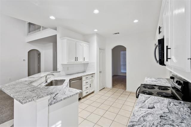 Building Photo - 5841 Pearl Oyster Ln