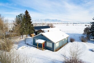 Building Photo - 5080 Gooch Hill Rd