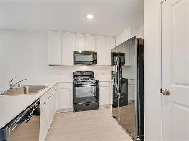 Building Photo - 1409 Merlin Blf St