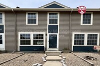 Building Photo - 11560 Community Center Dr
