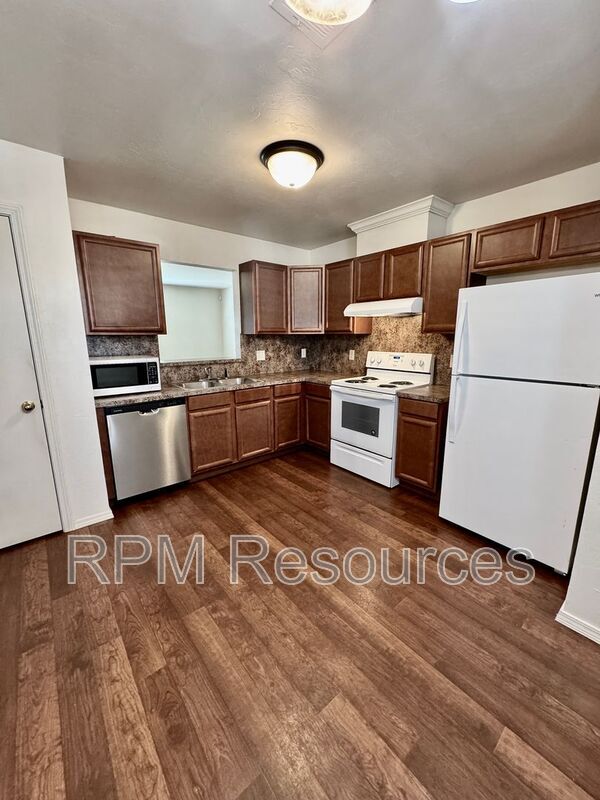 Building Photo - 8024 NW 74th St