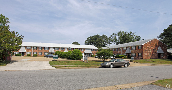 Building Photo - Meadow Brook Terrace