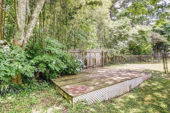 Building Photo - House 3 bed, 2 bath