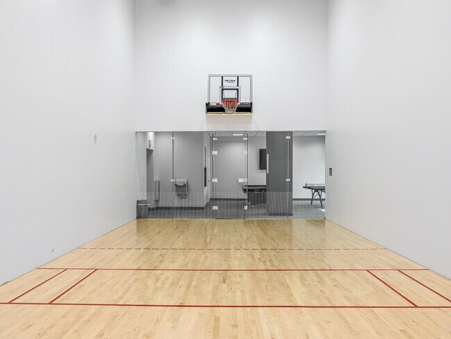 Building Photo - 6365 Collins Ave