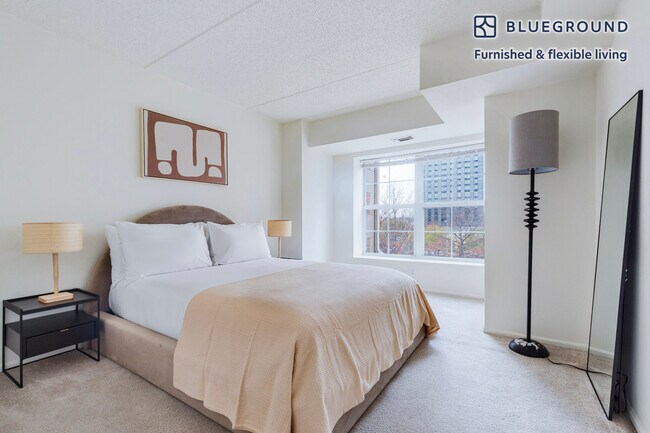 Building Photo - 444 Washington Blvd