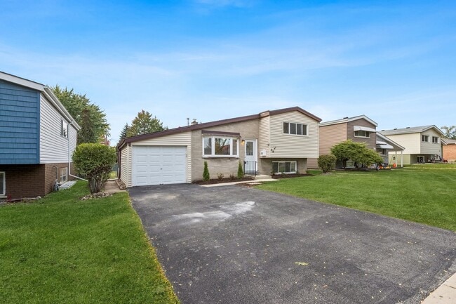 Building Photo - 26 N Craig Pl