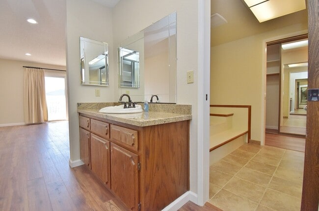 Building Photo - $4,095 / 4 BR -2754 SF - GORGEOUS, HUGE CA...