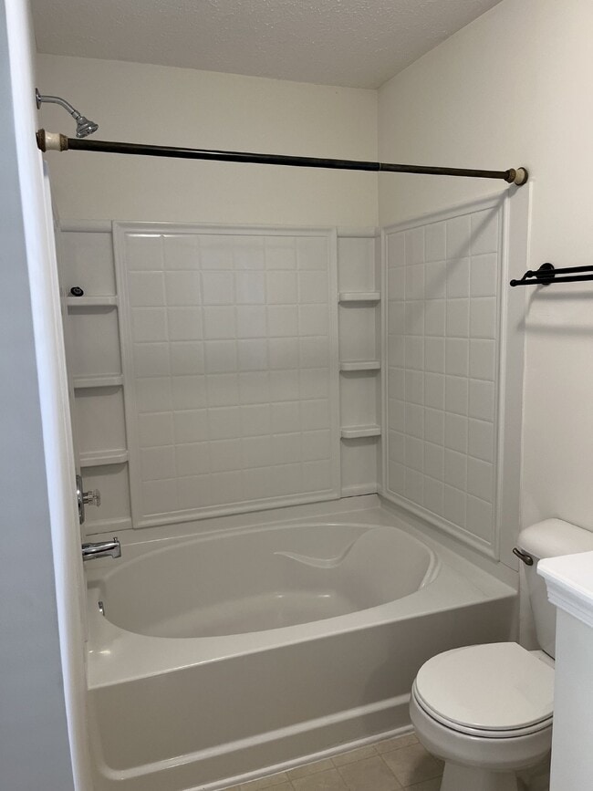 Building Photo - Charming 2 Bed, 2.5 Bath Townhouse in Nashville - Perfect Rental Opportunity!