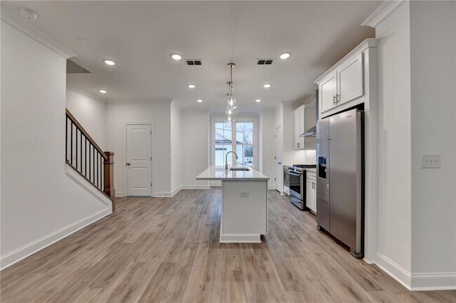 Building Photo - 5428 Howington Ct