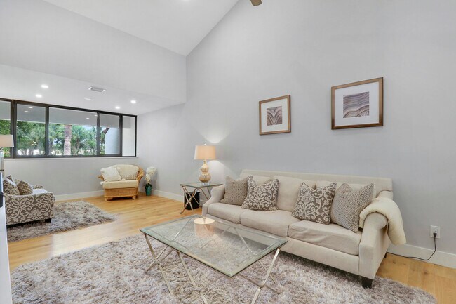 Building Photo - 104 Sea Oats Dr