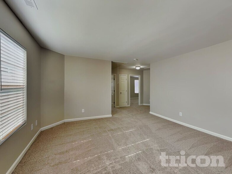 Building Photo - 1609 Extine Ln